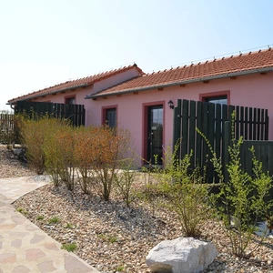 Ubytovací zařízení s vinotékou Hlohovec 6